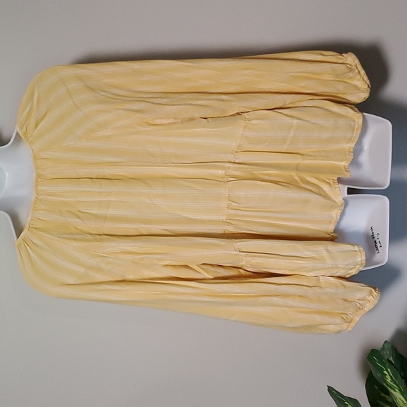 Yelllllow, Time and Tru, Size Large soft long cuffed sleeves Blouse. - Picture 2 of 5